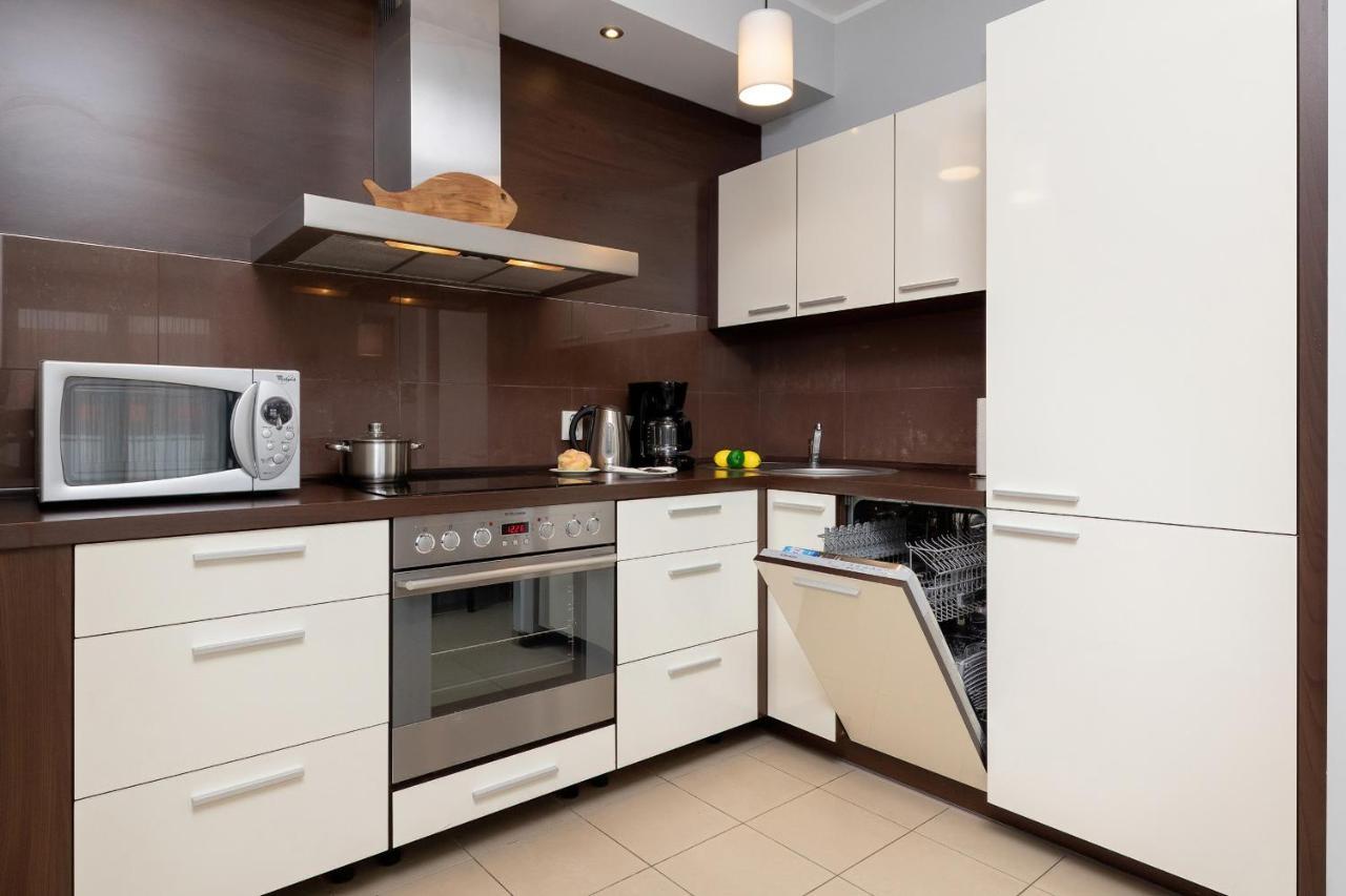 Aquarius By Renters Apartment *
