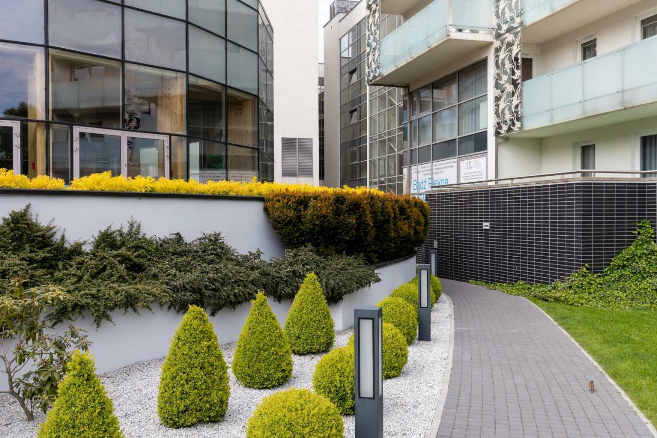 Aquarius By Renters Apartment